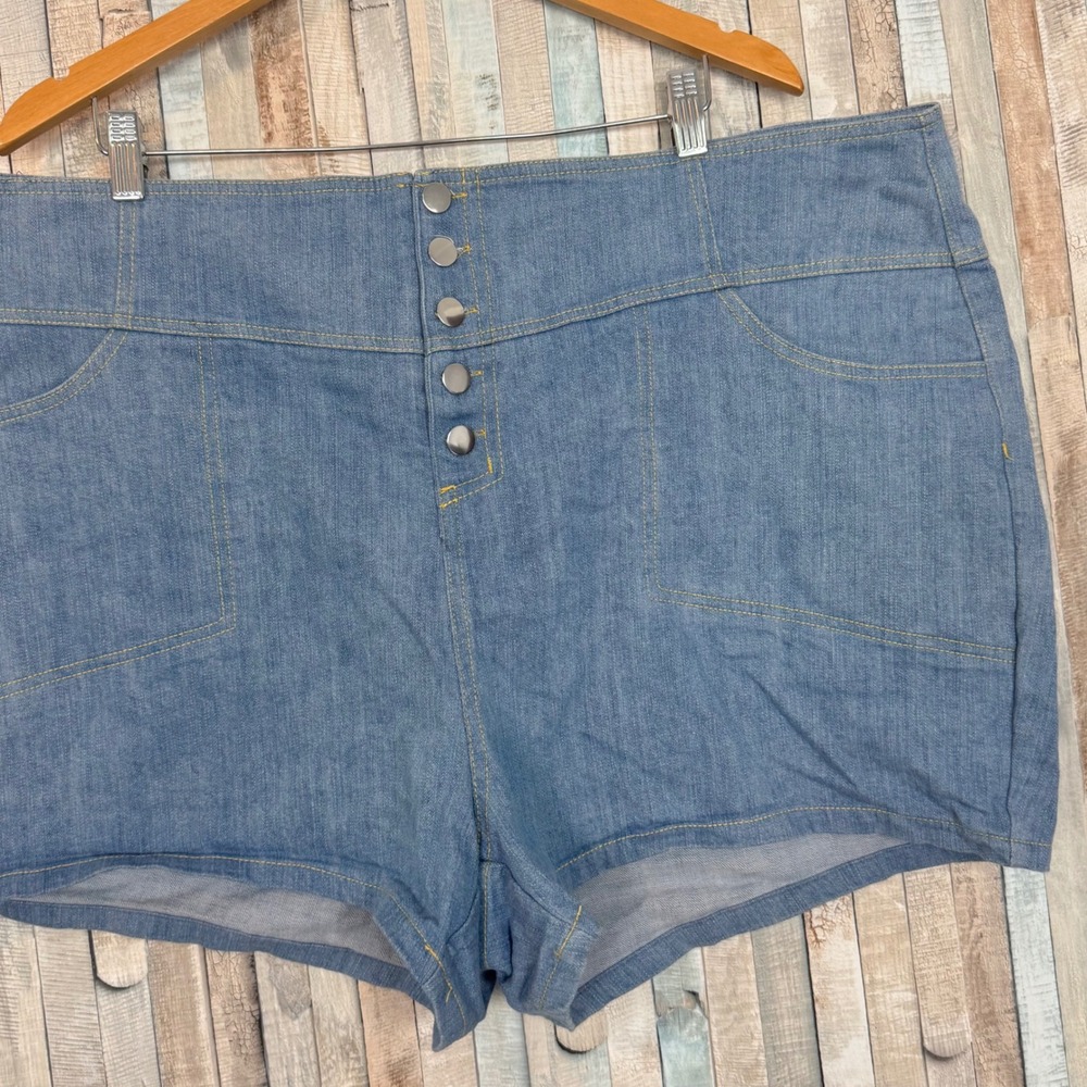Unique Vintage Suzy Shorts Blue Denim High Waisted Button Fly Plus Size 3X 20